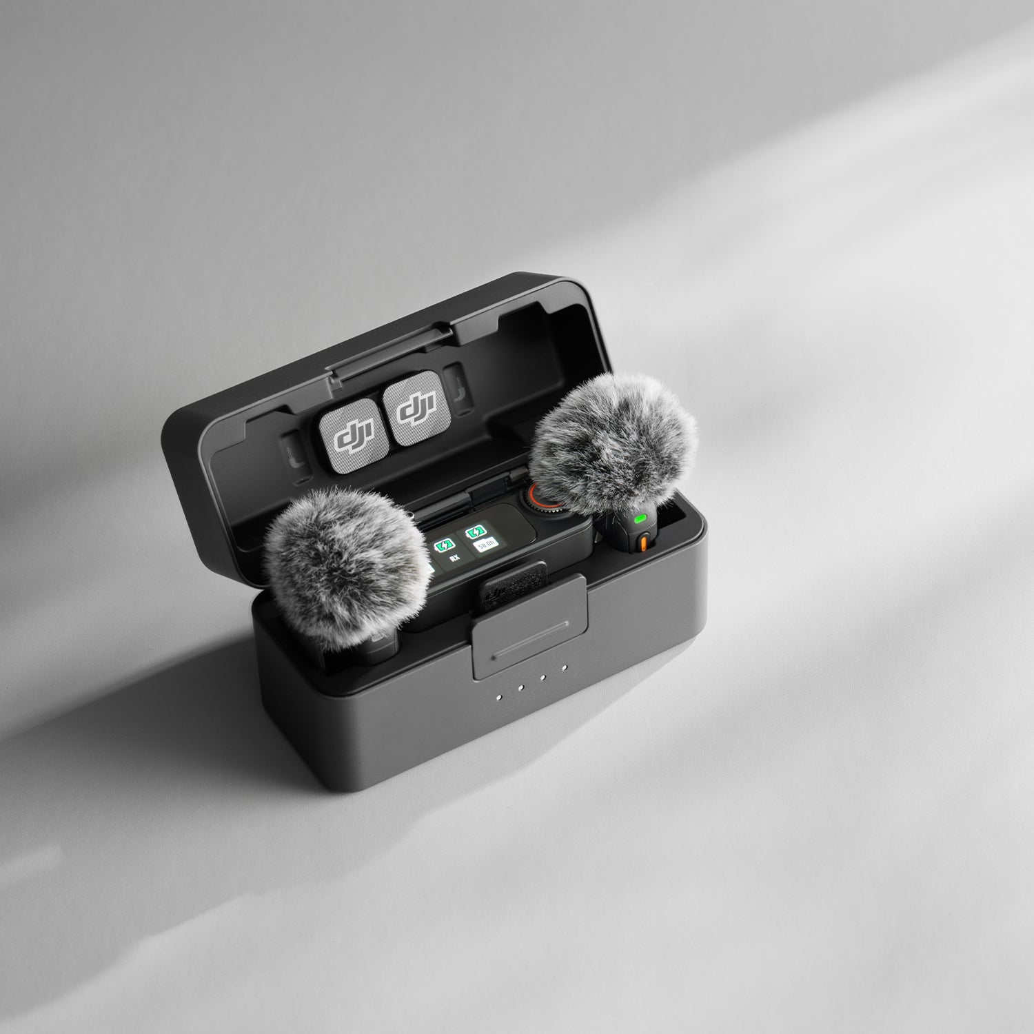 DJI Mic 3 Wireless System | 8GB Internal Recording & Timecode