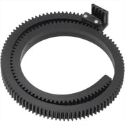 For easy adjustments while shooting, you can trust Edelkrone Lens Gear PRO to do the job. Compatibility with 25 mm to 110 mm lens ring diameter. Shop online.