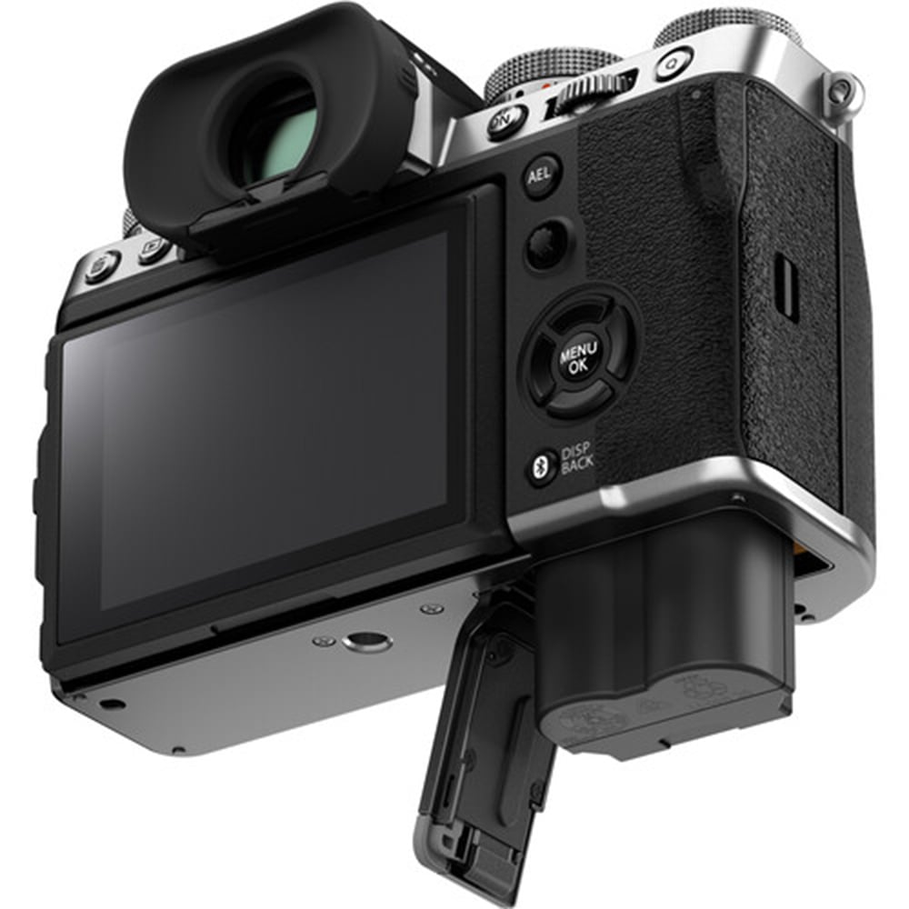 Fujifilm X-T5 Mirrorless Camera (Silver) – Outdoorphoto