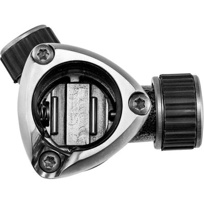 The Gitzo Mountaineer Tripod with Ball Head has an impressive load capacity of 10kg, yet weighs only 1.3kg - the ideal companion for your next travel trip.