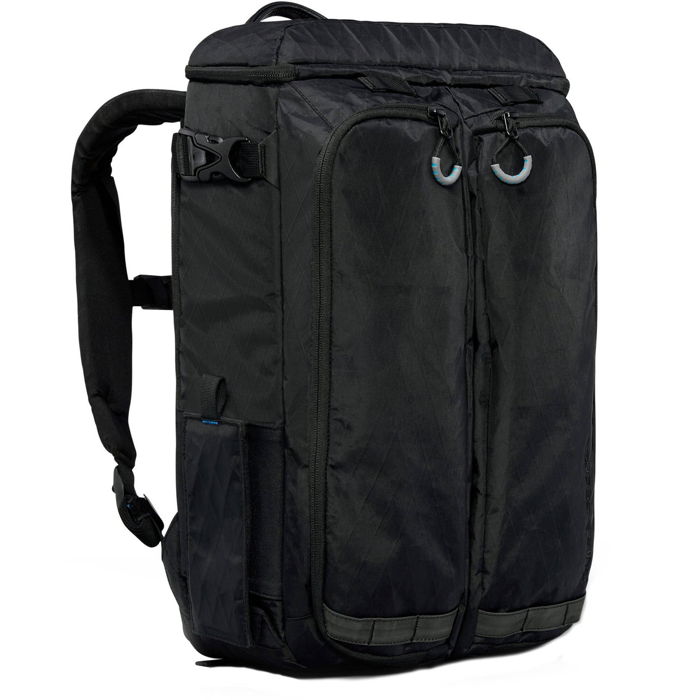 Kiboko City Classic 18L+ backpack with rear zip and magnetic side pockets.