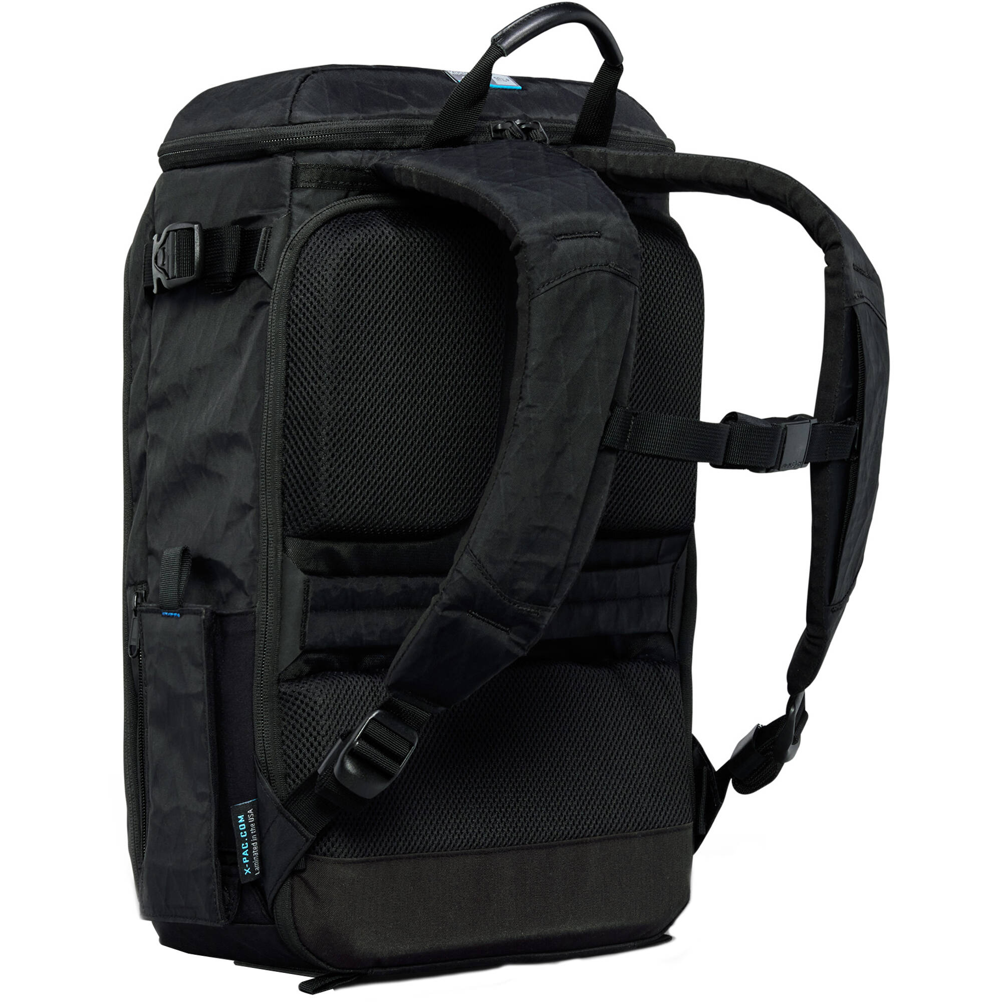 Kiboko City Classic 18L+ backpack with rear zip and magnetic side pockets.