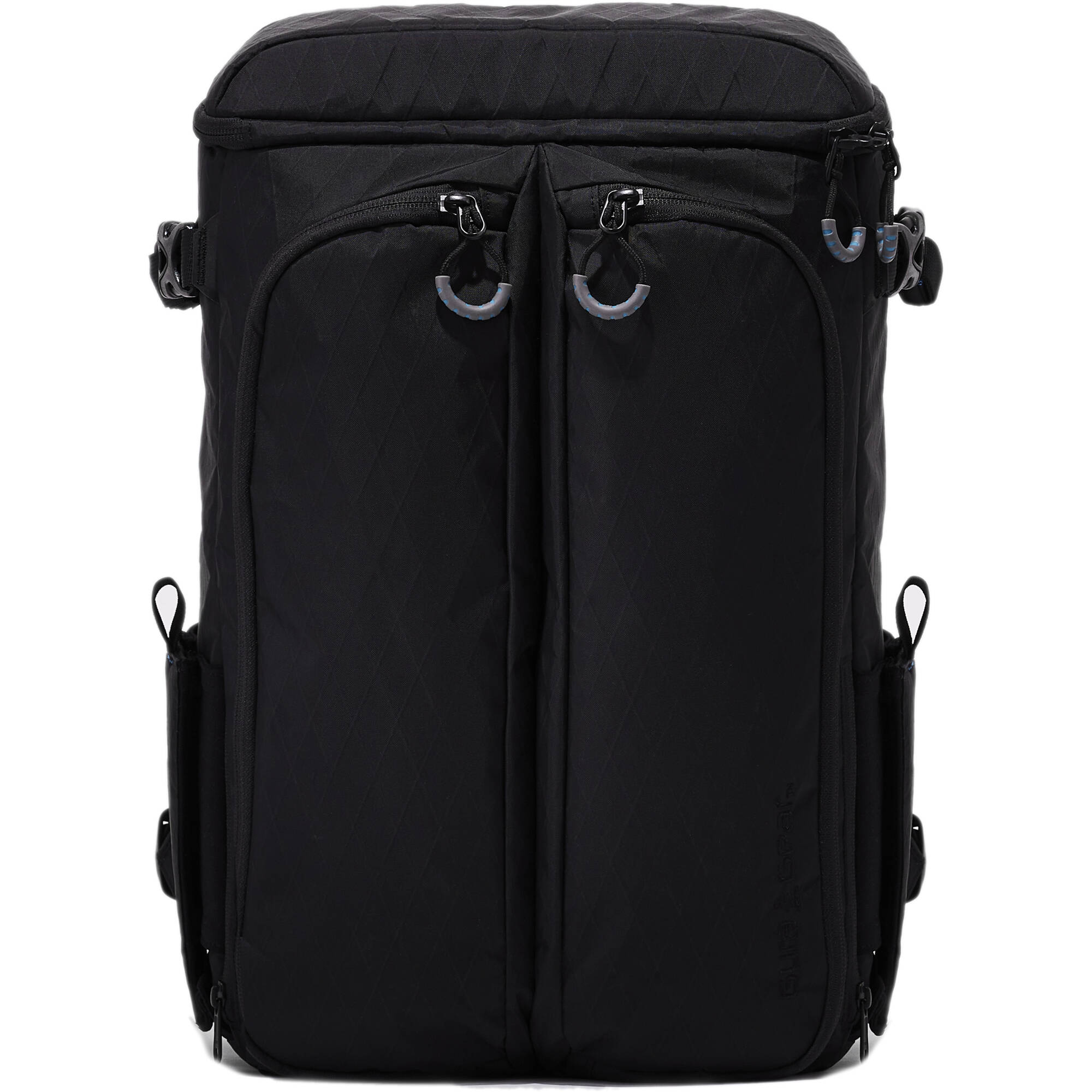 Kiboko City Classic 18L+ backpack with rear zip and magnetic side pockets.