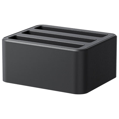 Insta360 Fast Charge Hub for X4 – compact charging station designed to quickly charge up to three X4 batteries simultaneously.