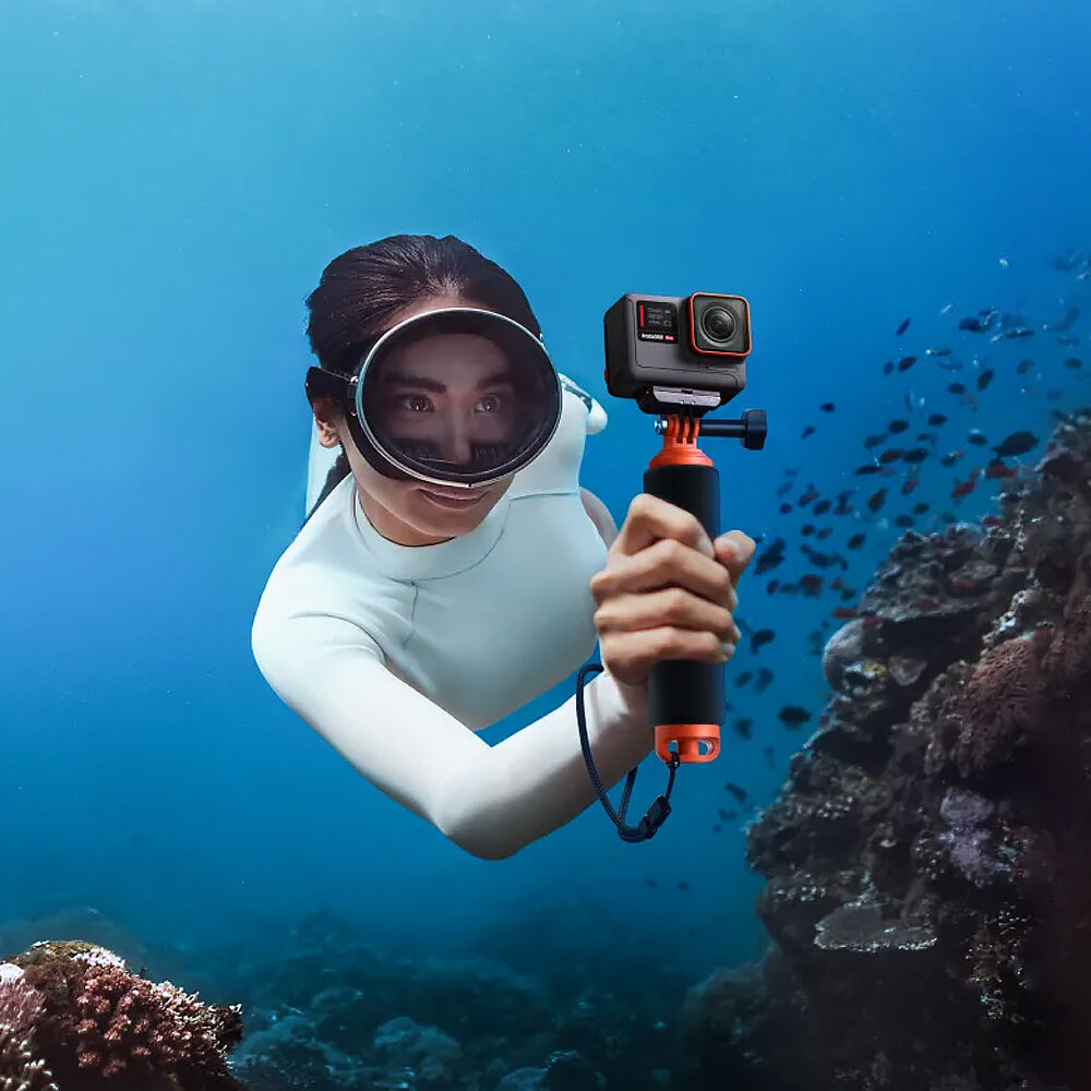Insta360 Floating Handgrip for secure water action camera shooting

