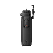 Insta360 FOMO Power Handle with built-in 6100mAh battery, foldable design, detachable mini remote, and lens protection for extended 360° camera recording.