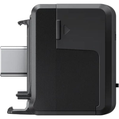 Compact Insta360 Quick Reader with USB-C and Lightning connectors for fast, wireless-free transfer of footage from Ace and Ace Pro cameras to iOS and Android devices.