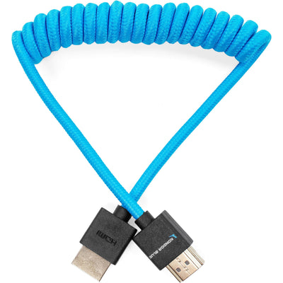Connect your camera to your on-camera monitor with the coiled full HDMI cable. Tangle-free, the cable extends up to 61cm and supports 4K60. 