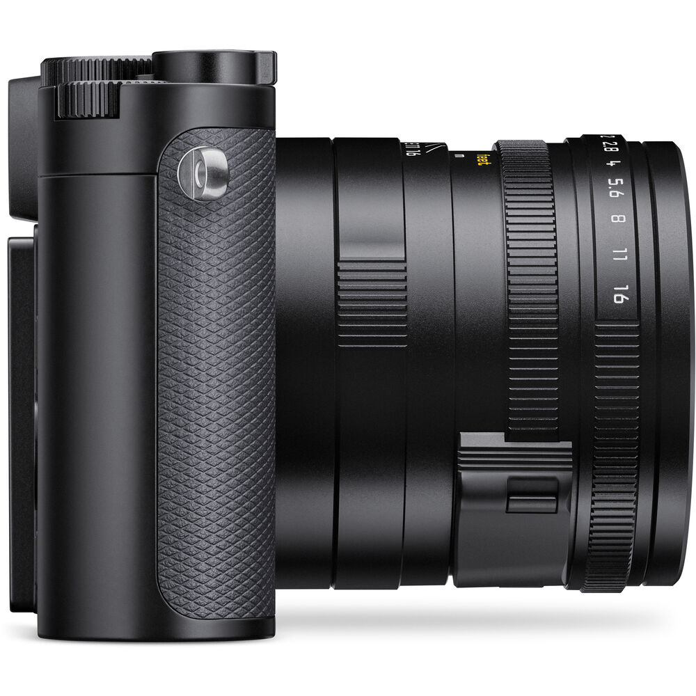 Leica Q3 43 compact camera with 60 MP full-frame sensor