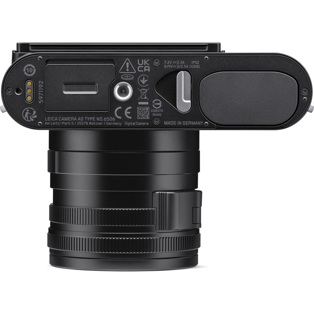 Leica Q3 43 compact camera with 60 MP full-frame sensor