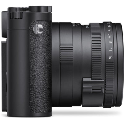 Leica Q3 Monochrom camera, full-frame sensor, 8K video quality.