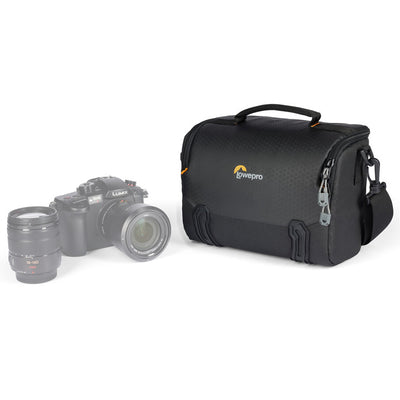 Lowepro Adventura SH 160 III black shoulder bag for mirrorless camera with kit lens
