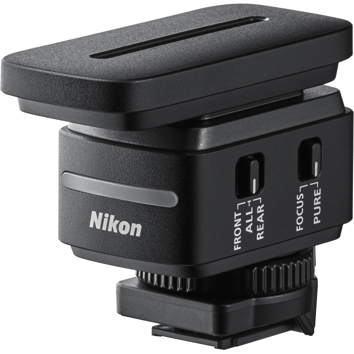 Nikon ME-D10 built-in shock mount and compact body