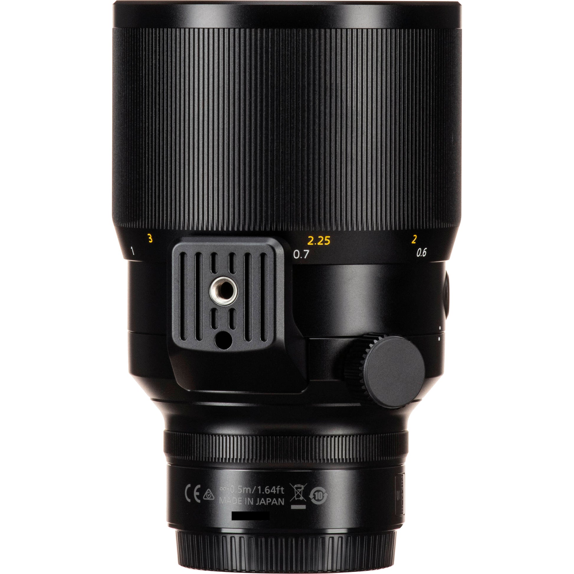 Close-up of Nikon Z 58mm Noct aperture and focus ring