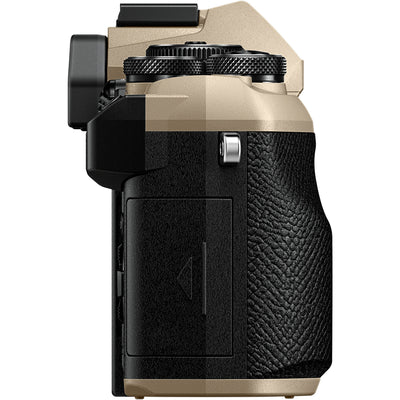 OM-5 Mark II camera with 5-axis stabilisation for sharp handheld shots
