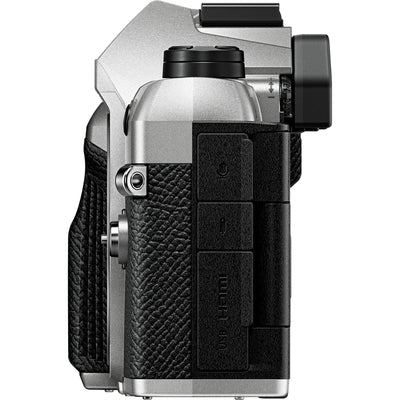 OM-5 Mark II camera with 5-axis stabilisation for sharp handheld shots.