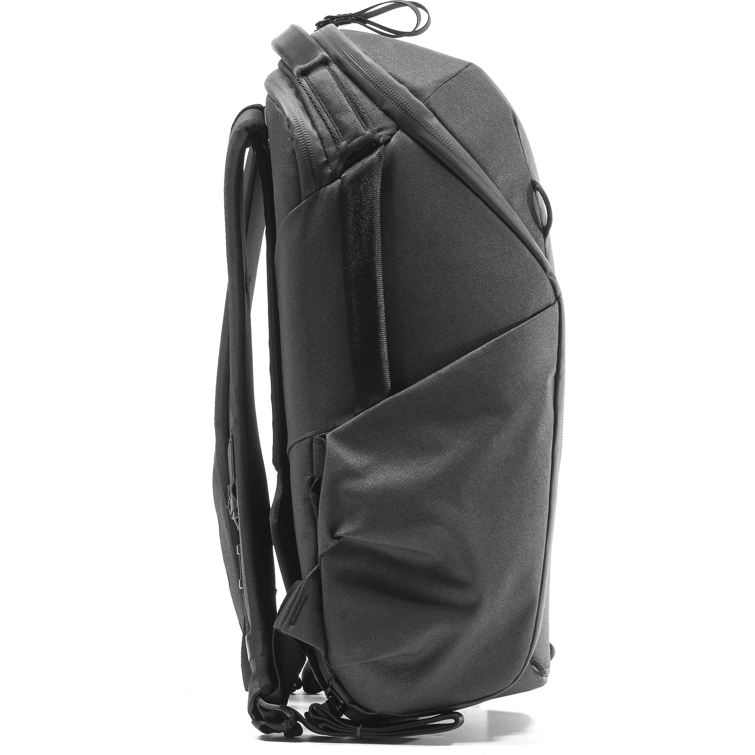 Everyday Backpack Zip with 270-degree UltraZip top and side access, expandable pockets and padded straps.
