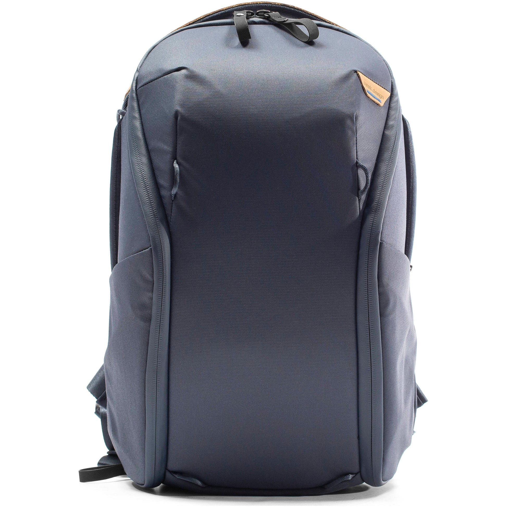 Everyday Backpack Zip with 270-degree UltraZip top and side access, expandable pockets and padded straps.
