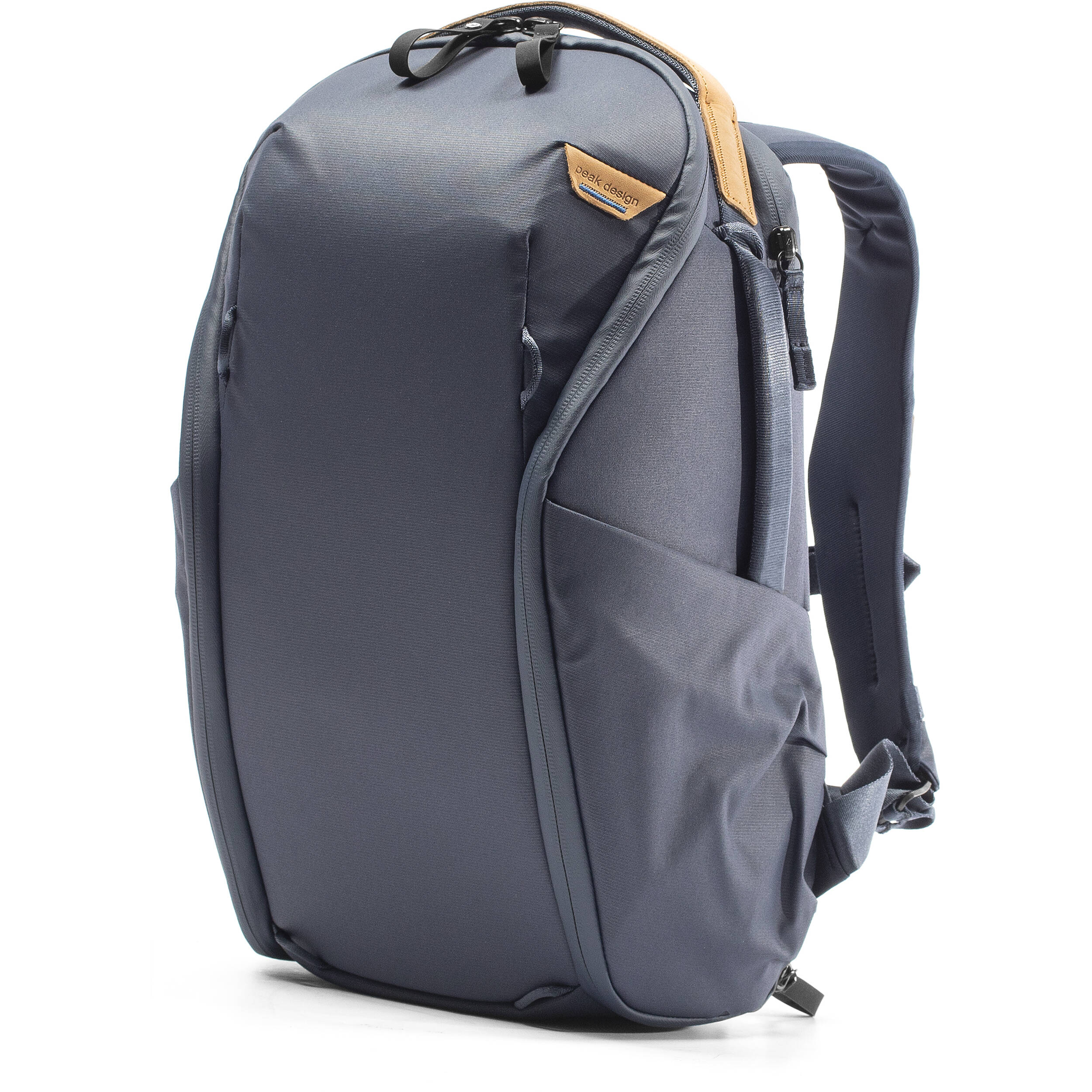 Everyday Backpack Zip with 270-degree UltraZip top and side access, expandable pockets and padded straps.
