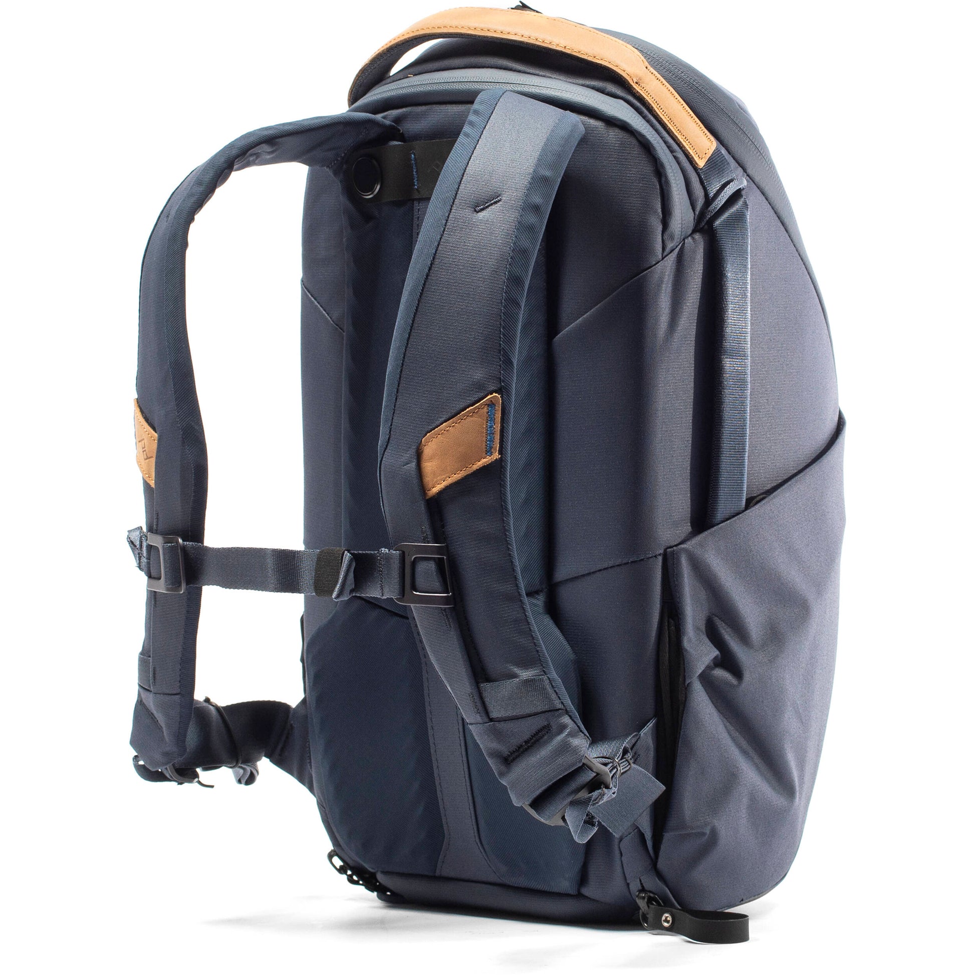 Everyday Backpack Zip with 270-degree UltraZip top and side access, expandable pockets and padded straps.
