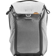 Everyday Backpack with top MagLatch, side pockets, FlexFold dividers, and padded straps.
