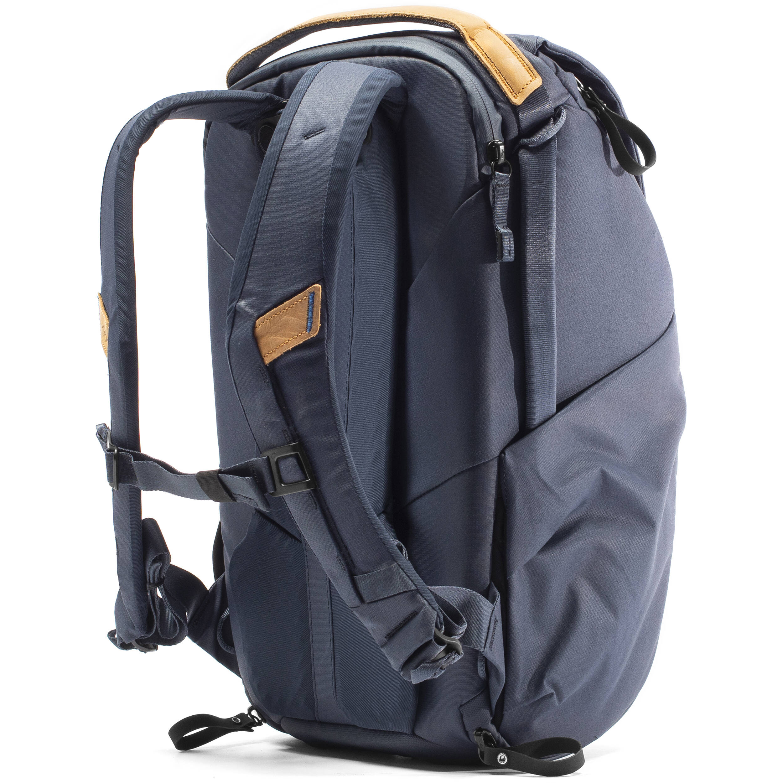 Everyday Backpack with top MagLatch, side pockets, FlexFold dividers, and padded straps.
