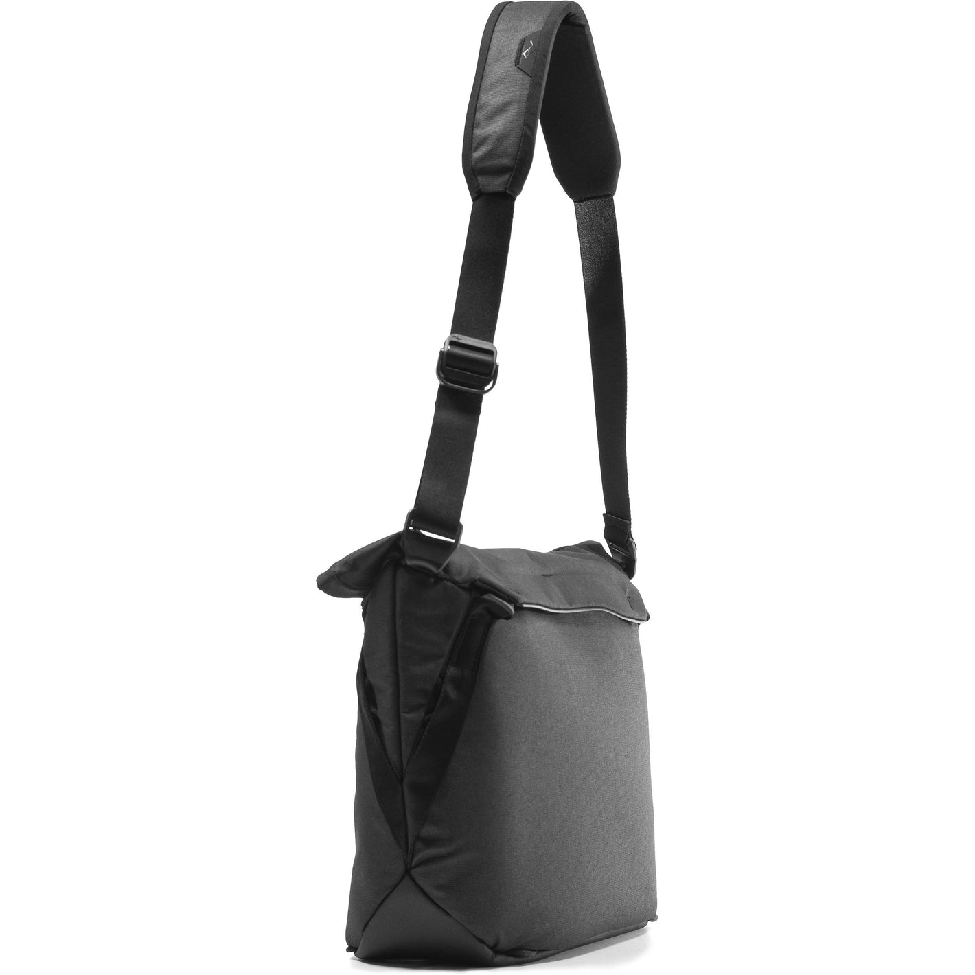 Peak Design 15L Tote Bag removable padded shoulder strap