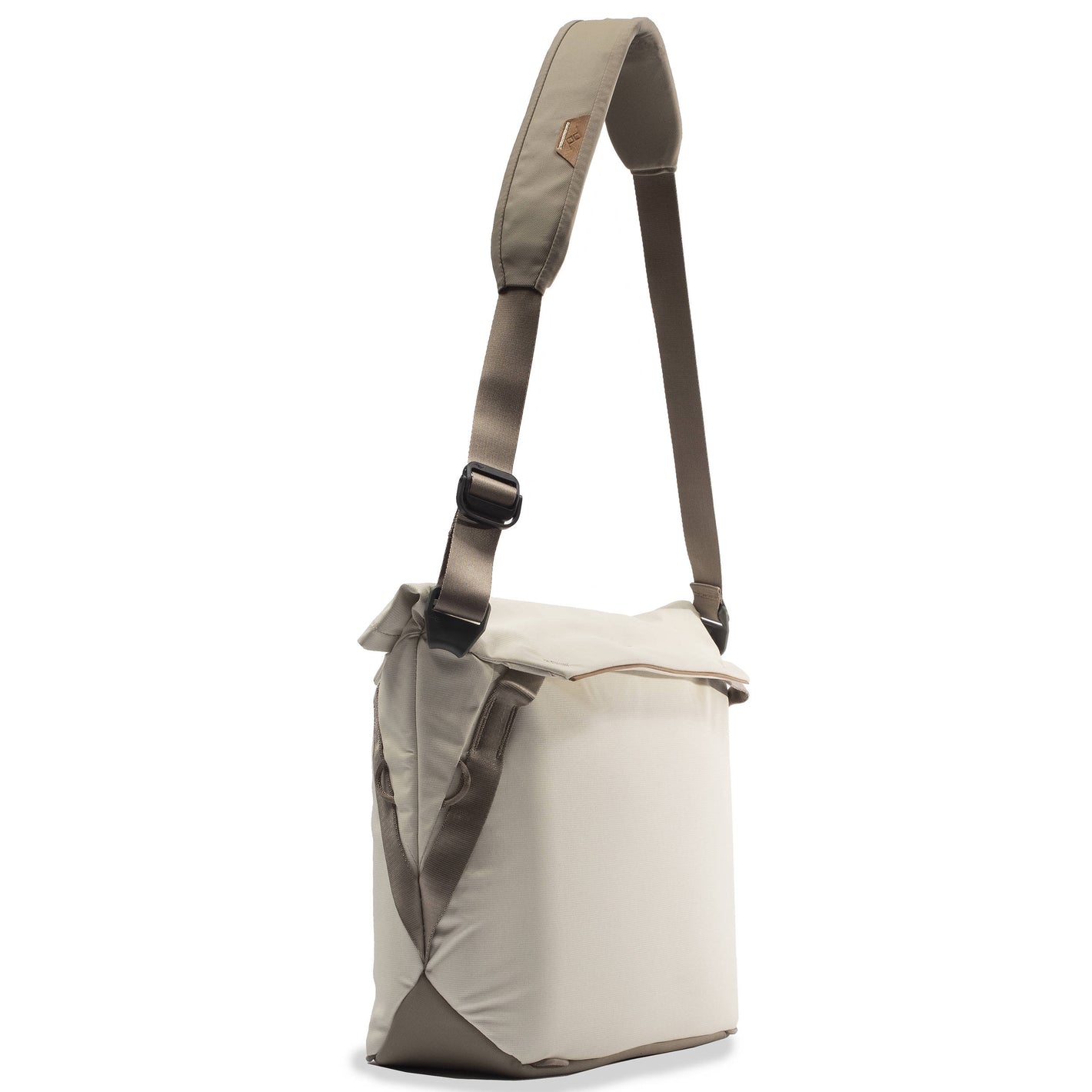 Peak Design 15L Tote Bag removable padded shoulder strap