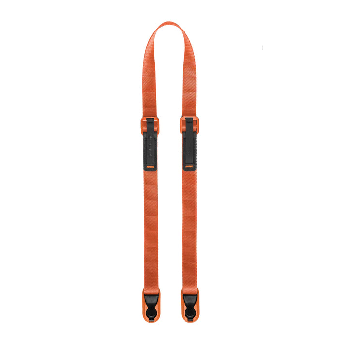 Lightweight Peak Design Leash camera strap with quick-adjust aluminium hardware, 83–145 cm length and 90 kg anchor strength - ideal for minimalist photography.