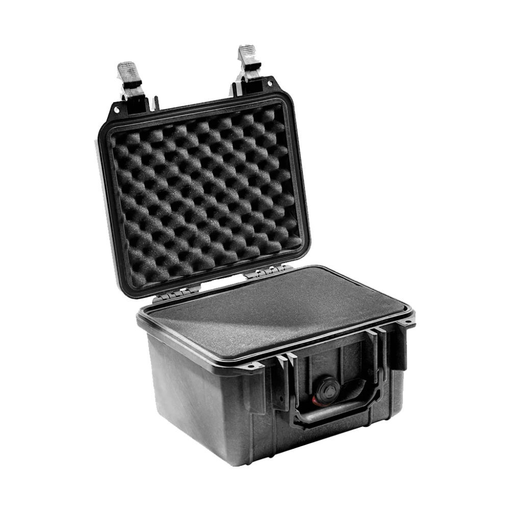 This hard case can be used to carry all your equipment that needs to be protected from water, air, dust or chemicals on your travel journeys.