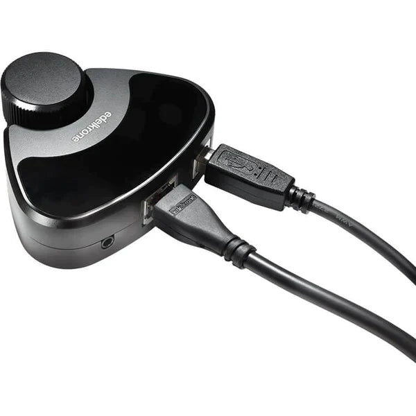 Edelkrone USB Adaptor for connecting motion devices to computers and power sources.