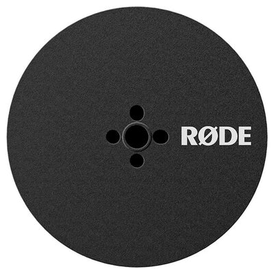 RODE Magnetic Mount – discreet magnetic clip mount designed for securely attaching RØDE wireless microphones to clothing or surfaces.