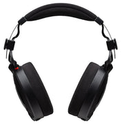 RODE's first professional headphones offer outstanding performance, comfort and functionality. The NTH-100 is ideal for podcasting, streaming or studio work.