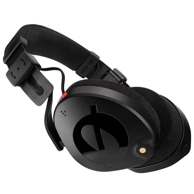 RODE's first professional headphones offer outstanding performance, comfort and functionality. The NTH-100 is ideal for podcasting, streaming or studio work.