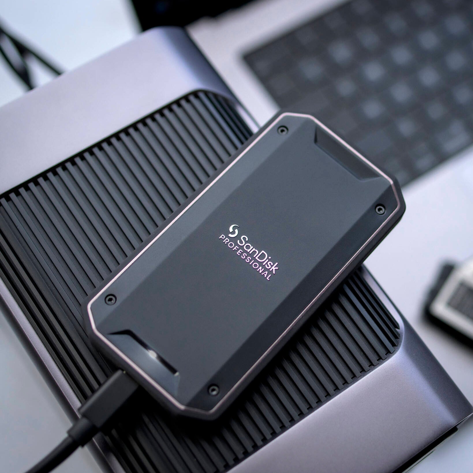 SanDisk PRO G40 portable SSD with Thunderbolt 3 and USB-C connectivity