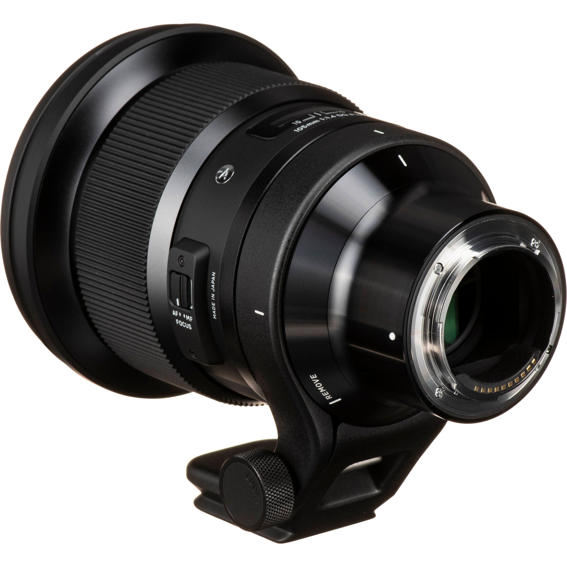 Capture low-light and mid-telephoto shots perfectly with Sigma 105mm f/1.4 Art Lens.