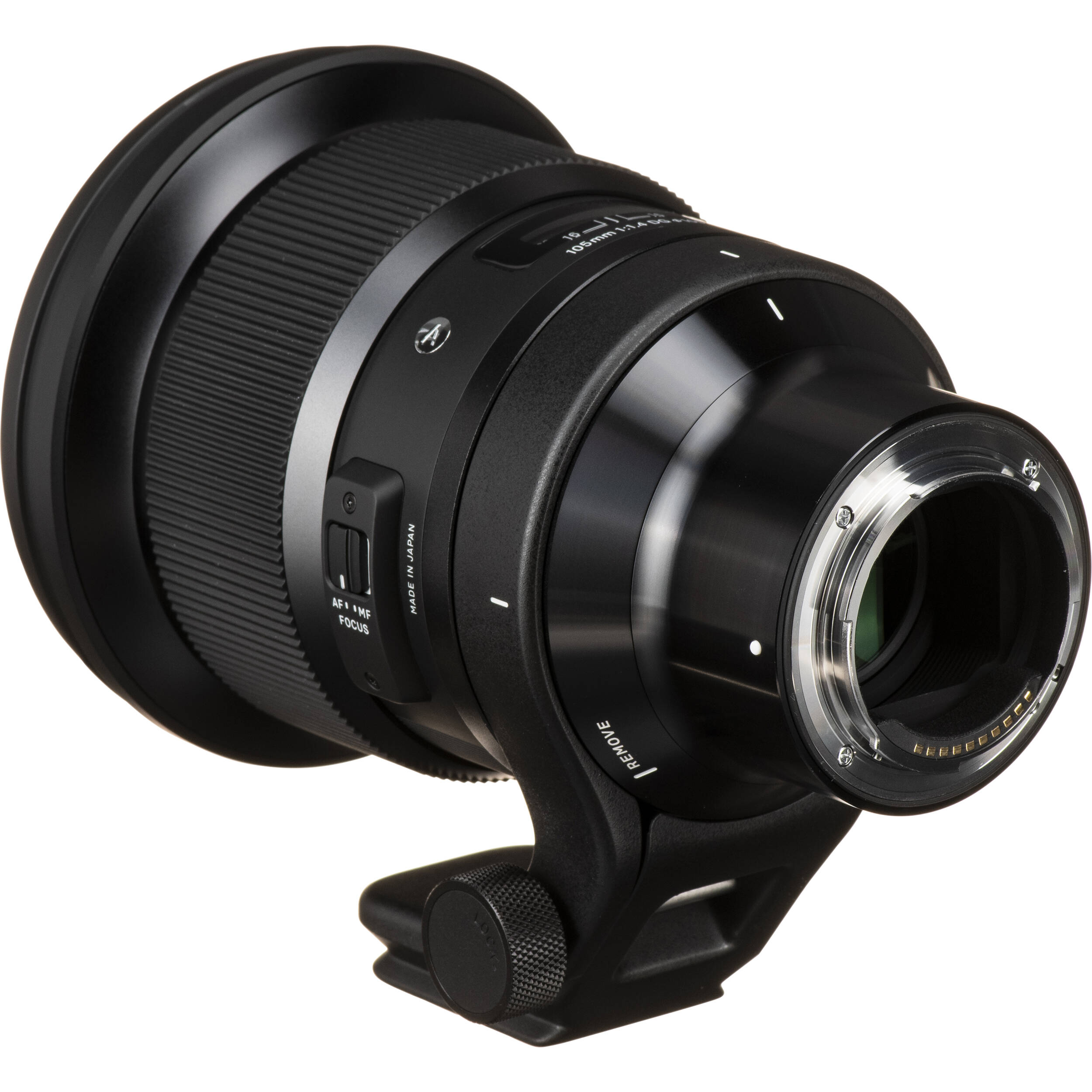 Capture low-light and mid-telephoto shots perfectly with Sigma 105mm f/1.4 Art Lens.