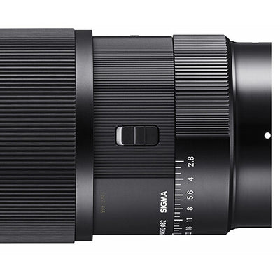 Sigma 105mm f/2.8 DG DN Macro Art Lens for Leica L – 1:1 macro with f/2.8 aperture and professional optical quality.