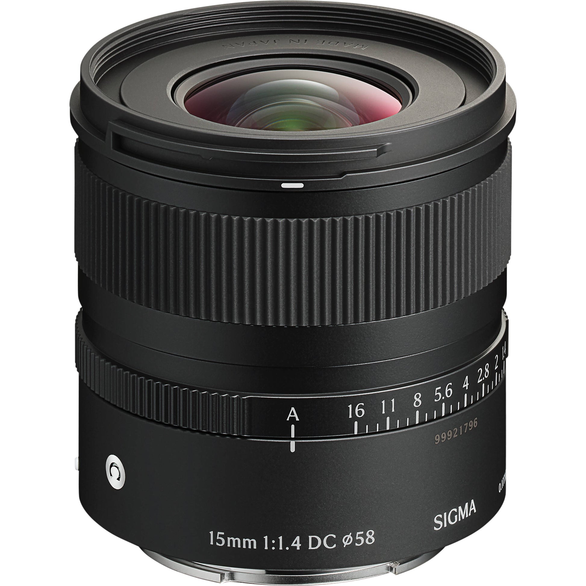 Sigma 15mm f/1.4 DC Contemporary lens
