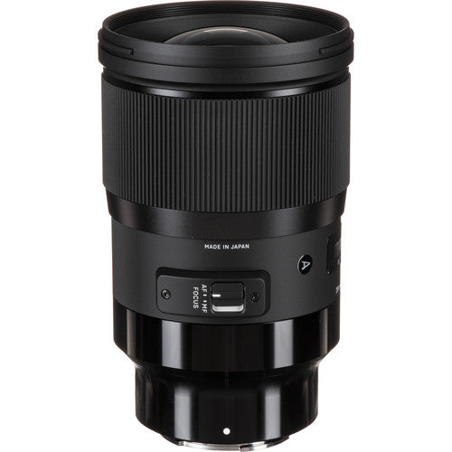 The Sigma 28mm F1.4 wide-angle lens for Sony E minimises flare and ghosting. Dust and splashproof. For travel, landscape, street and events photography.