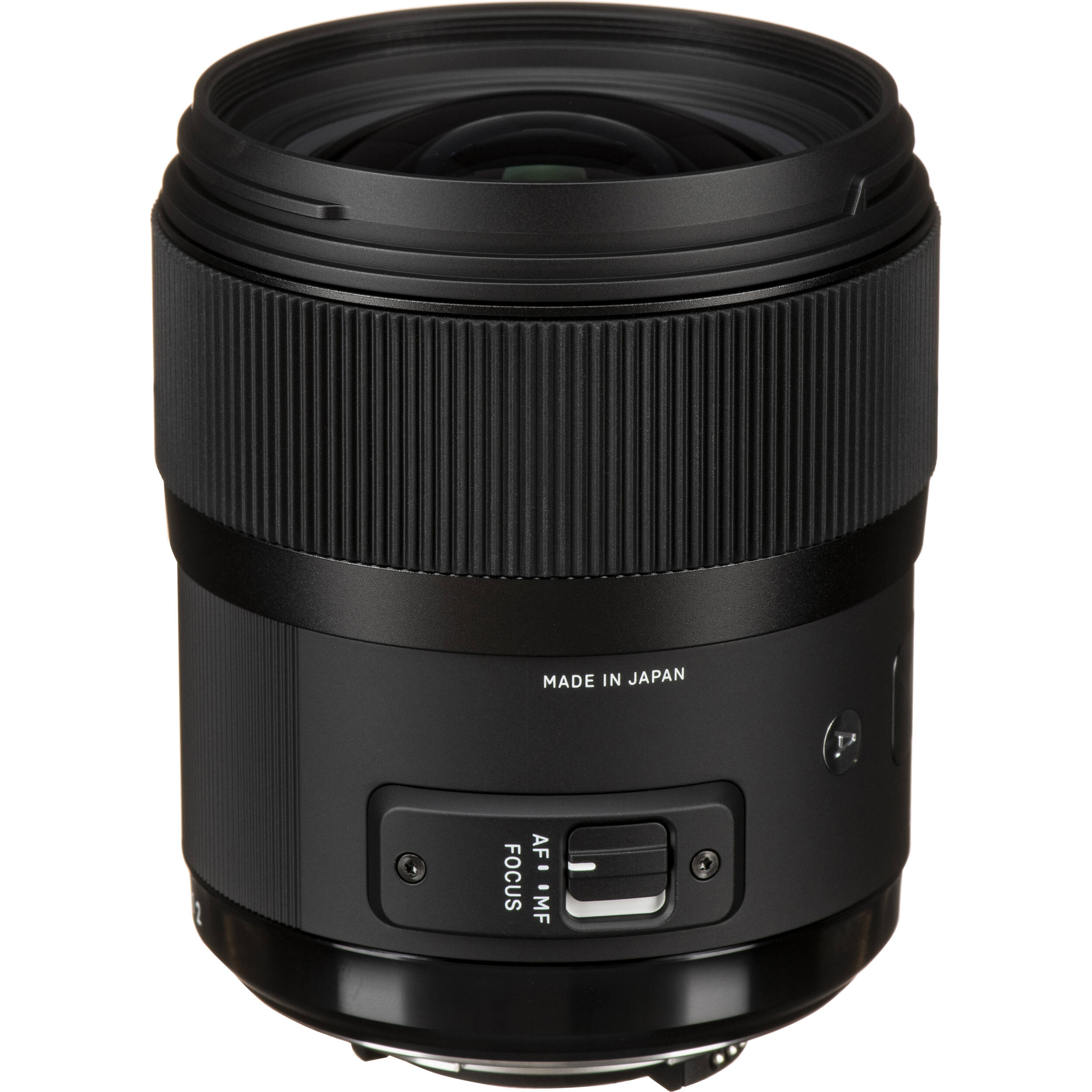 Sigma 35mm f/1.4 Art Lens for Nikon – wide-angle prime with f/1.4 aperture.