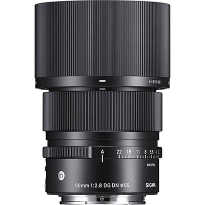 Sigma 90mm f/2.8 DG DN Contemporary Lens for Leica L – a compact and elegant prime offering outstanding sharpness, smooth bokeh, and versatile mid-telephoto performance for portraits, close-ups, and everyday shooting.