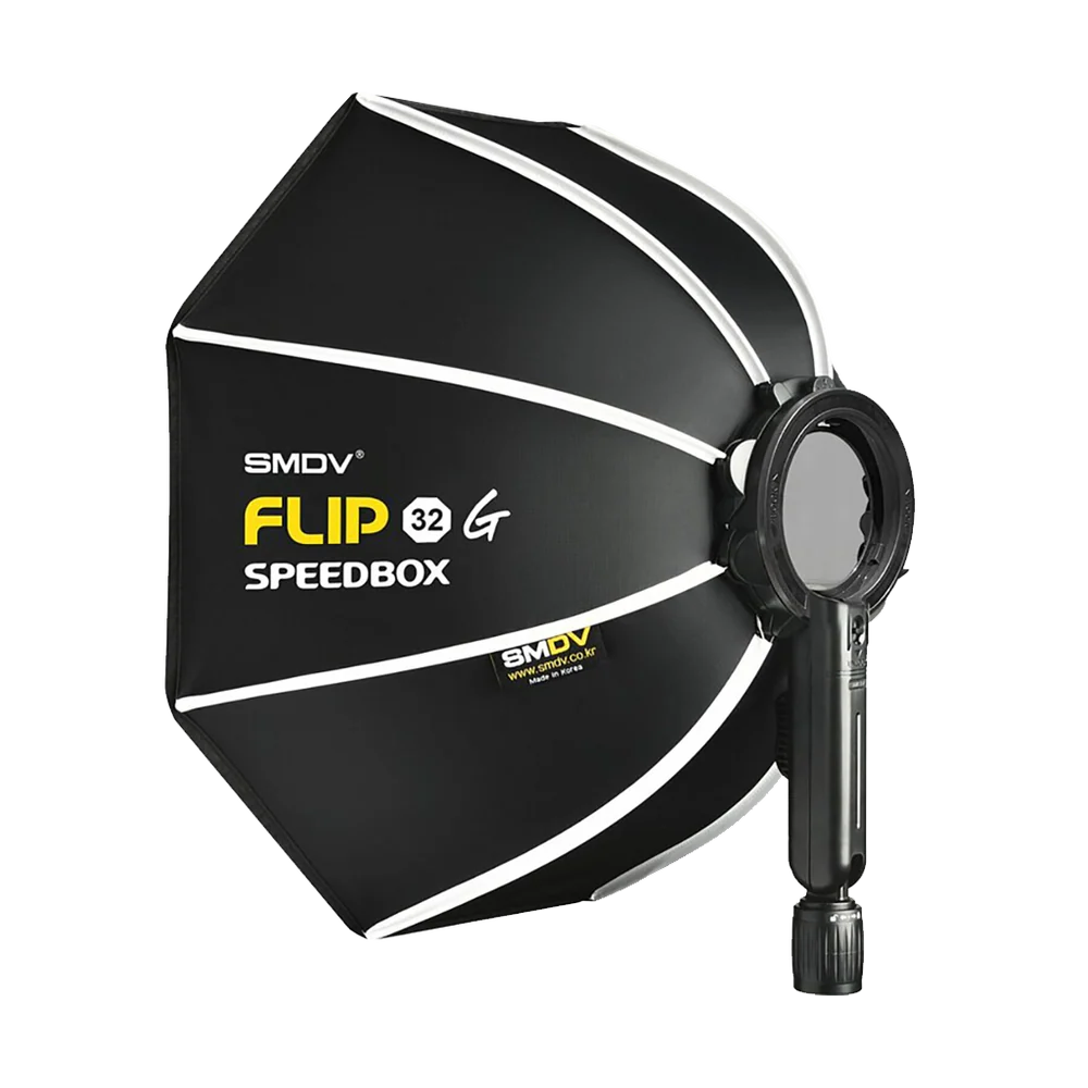 Quick and easy setup within one second with this flippable octagon softbox, prevents colour distortion with the high-quality non-fluorescent material.