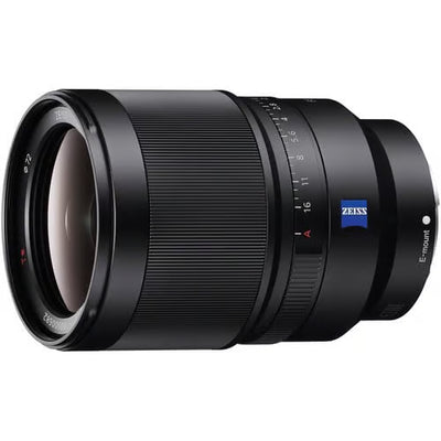 Sony Distagon T FE 35mm f/1.4 ZA Lens – a fast wide-angle prime with exceptional sharpness, smooth bokeh, and Zeiss T coating for stunning image quality, even in low light.