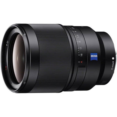 Sony Distagon T FE 35mm f/1.4 ZA Lens – a fast wide-angle prime with exceptional sharpness, smooth bokeh, and Zeiss T coating for stunning image quality, even in low light.