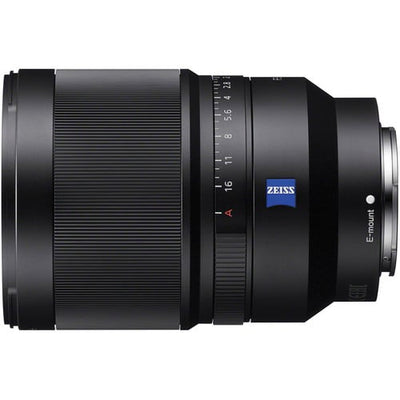 Sony Distagon T FE 35mm f/1.4 ZA Lens – a fast wide-angle prime with exceptional sharpness, smooth bokeh, and Zeiss T coating for stunning image quality, even in low light.