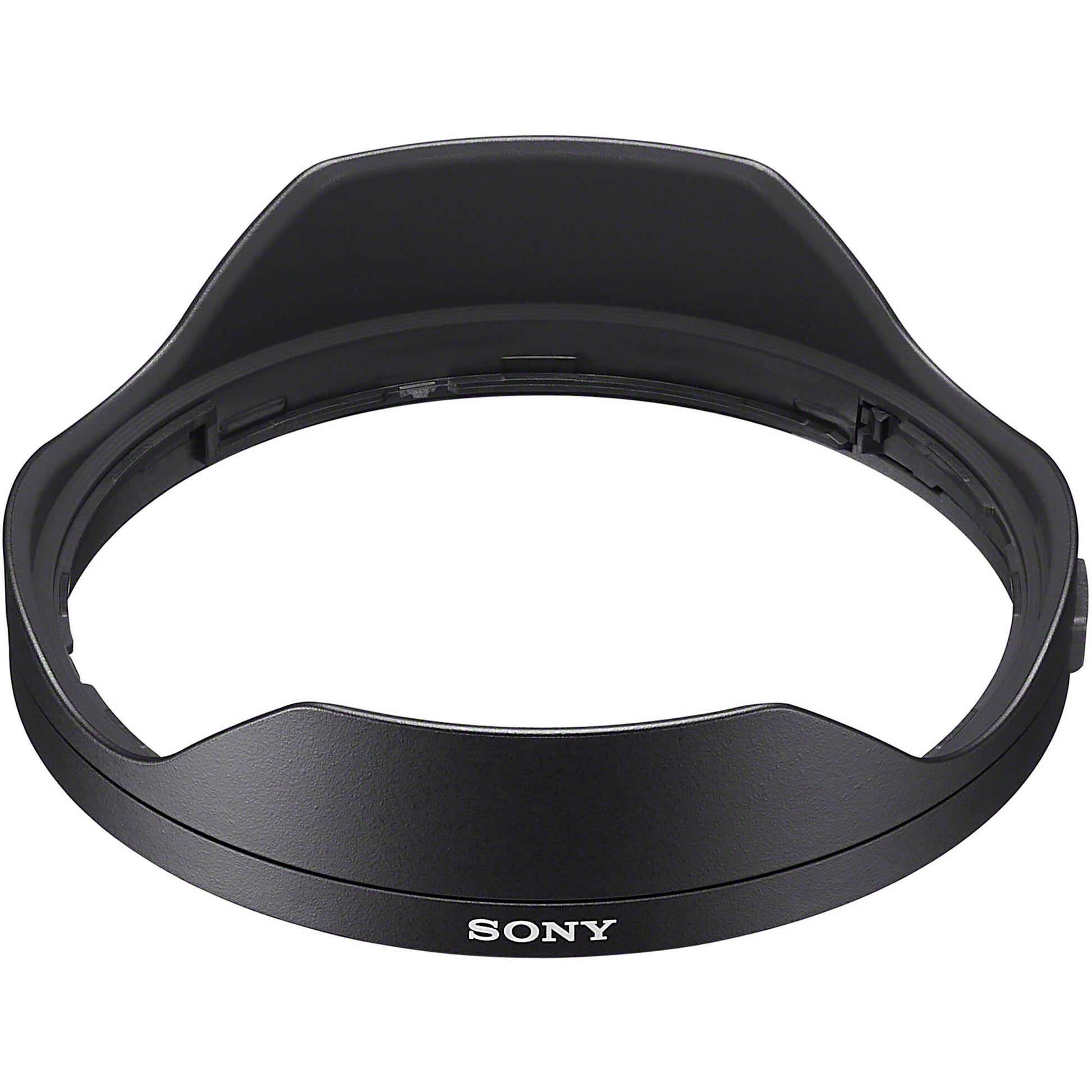 Sony FE 16-35mm f/2.8 GM II Lens – premium wide-angle zoom with constant f/2.8 aperture, fast AF, and refined G Master optics for landscapes, architecture, and cinematic video.
