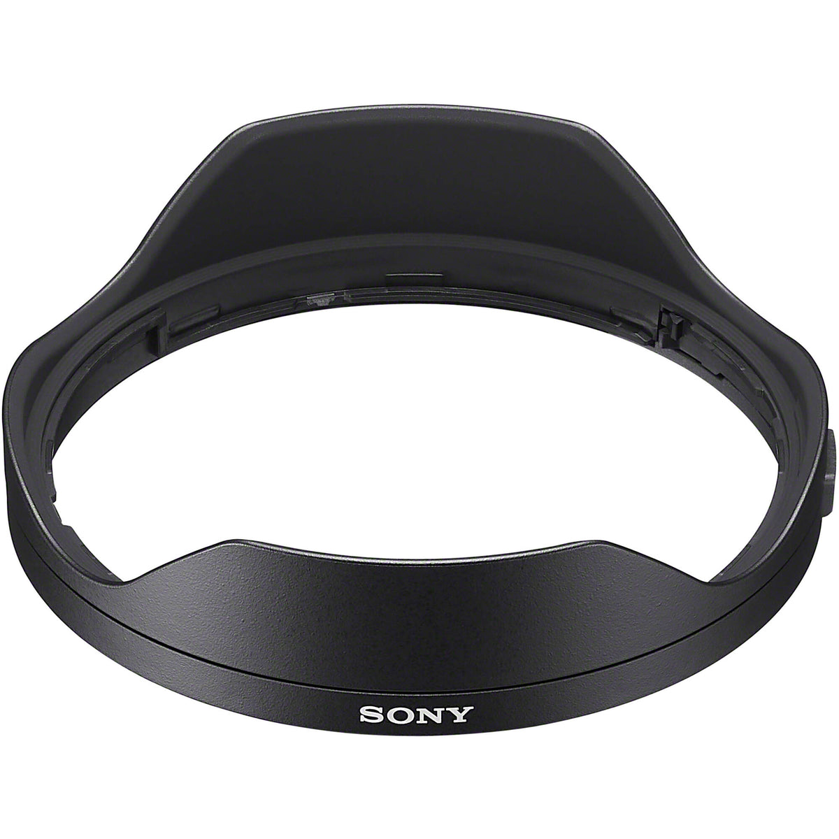 Sony FE 16-35mm f/2.8 GM II Lens – premium wide-angle zoom with constant f/2.8 aperture, fast AF, and refined G Master optics for landscapes, architecture, and cinematic video.
