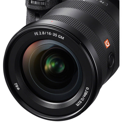 Sony FE 16-35mm f/2.8 GM – ultra-wide-angle zoom with edge-to-edge sharpness, fast f/2.8 aperture, and premium G Master optics.
