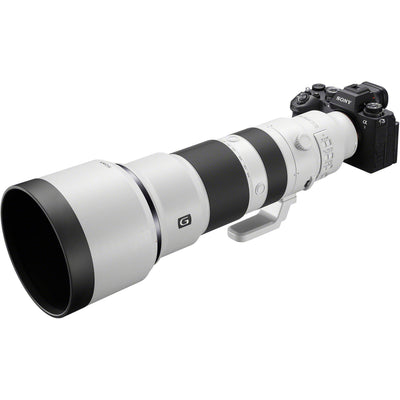 Sony FE 400-800mm f/6.3-8 G OSS Lens – super-telephoto zoom with built-in Optical SteadyShot, ideal for wildlife, sports, and distant subjects.